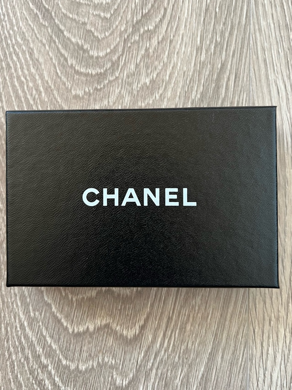 Chanel Box (BB318)